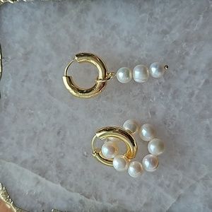 Cultured pearl earrings
